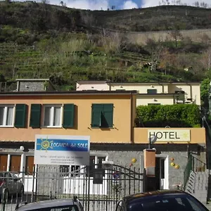 https://hotel-del-sole-riomaggiore-19017.hotelitalianriviera.com